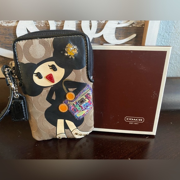 Coach Handbags - Coach Poppy Chan "Pepper" Wristlet - Signature Appliqué